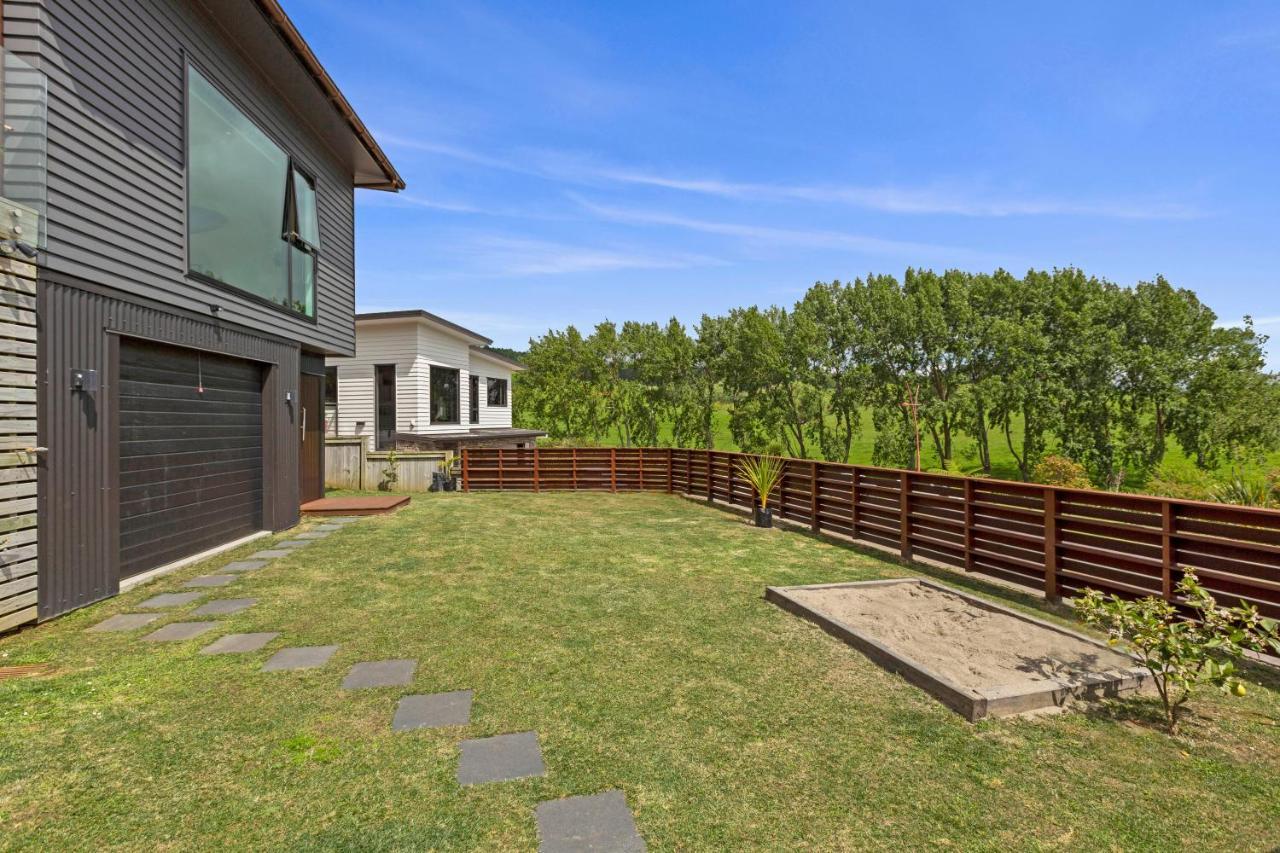 R And R At Robertson - Raglan Holiday Home Exterior photo